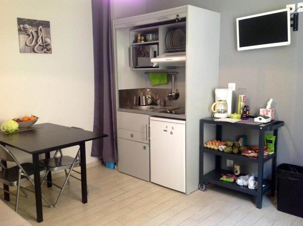 Mistral Appartements Пор-Сен-Луї-дю-Рон Екстер'єр фото